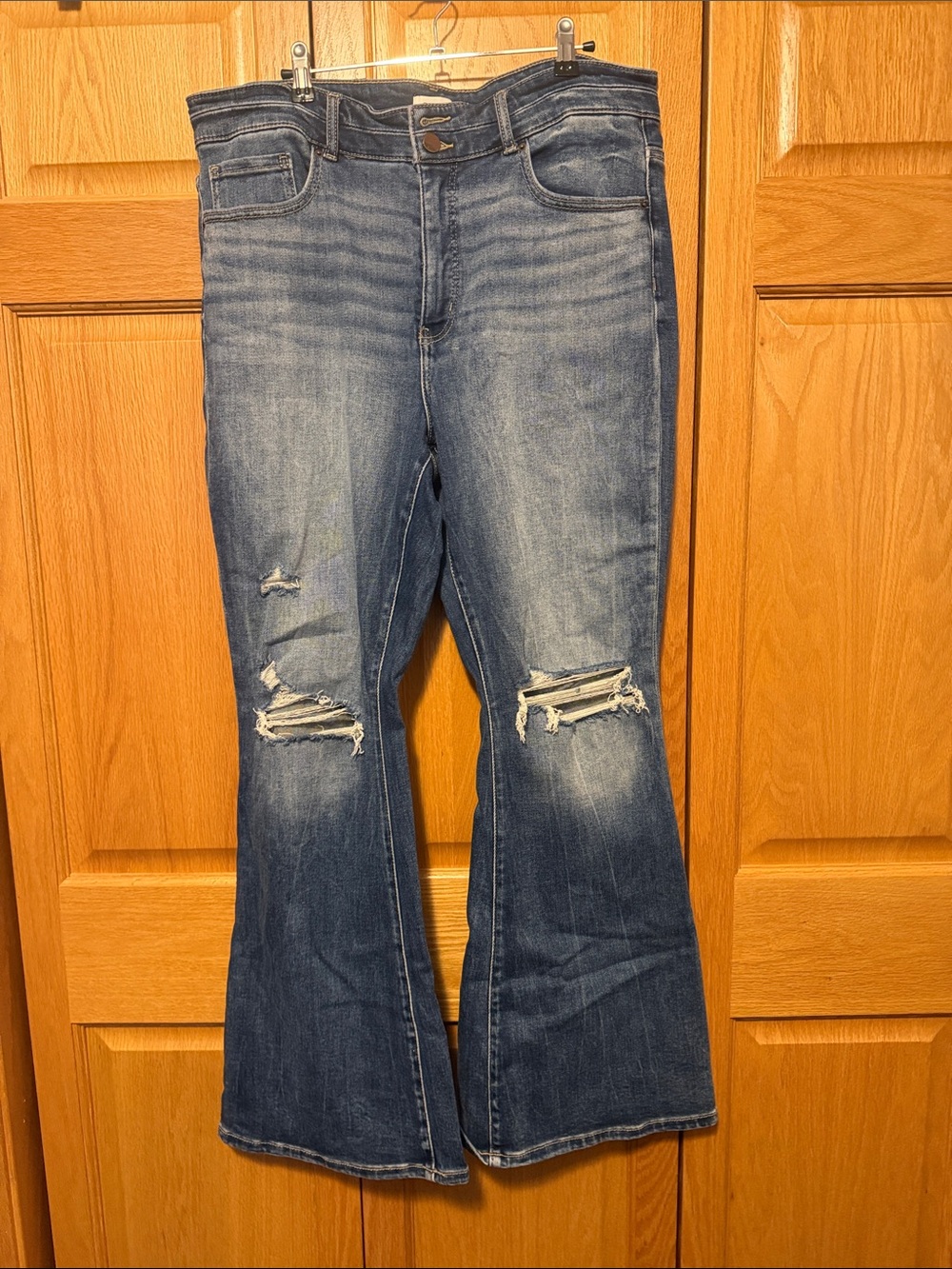 BKE Parker Universal Fit High Rise Flare Distressed Blue  Jeans size 34x32